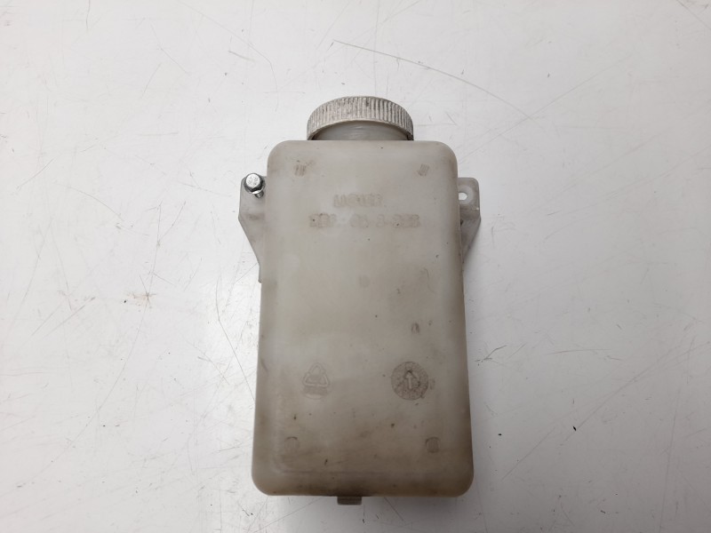 Recambio de deposito limpia para ligier nova js20/fd referencia OEM IAM 063323  