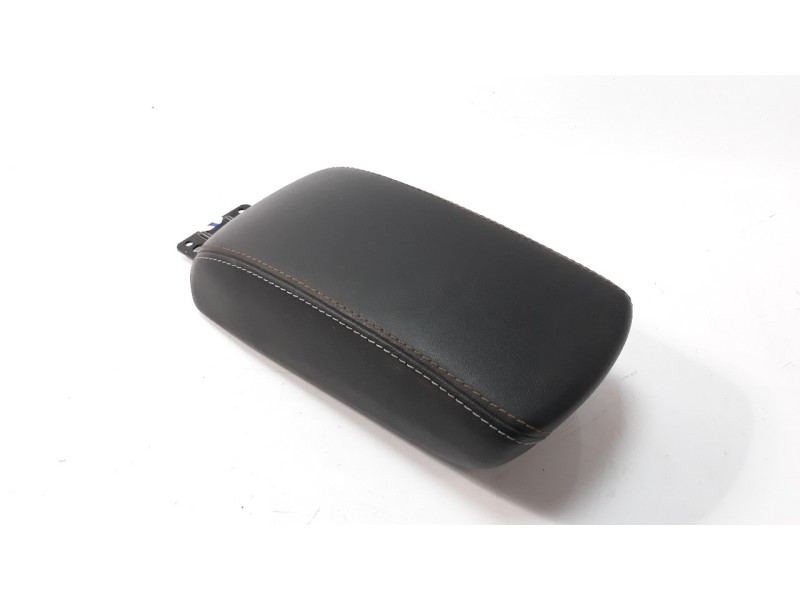Recambio de apoyabrazos central para jeep compass ii 2.0 m-jet cat referencia OEM IAM 2031563XW1  