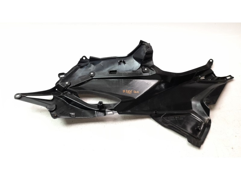 Recambio de carenado delantero derecho para honda nc 750 referencia OEM IAM 83600MKAD80ZA  