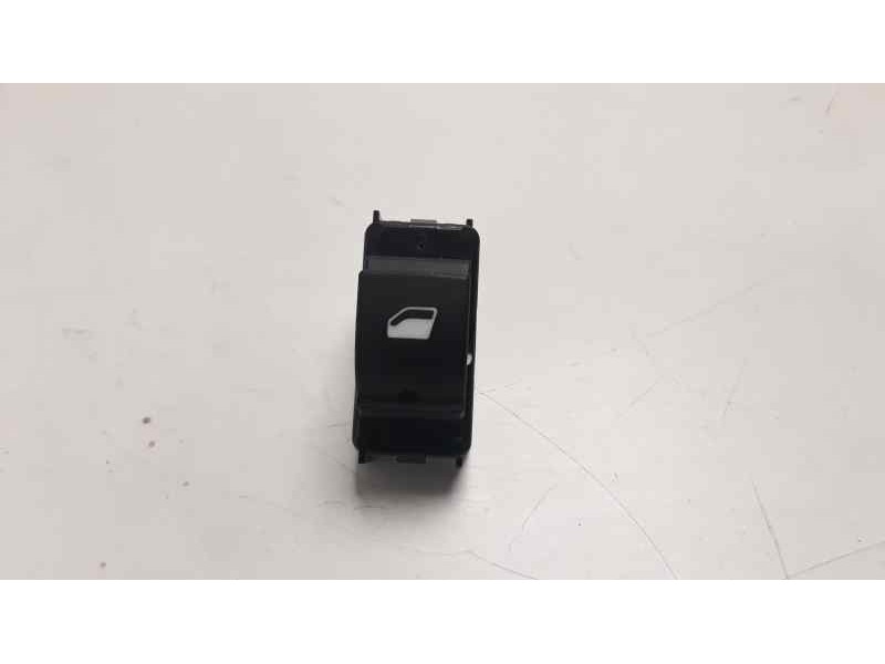Recambio de mando elevalunas trasero izquierdo para citroen c3 aircross 1.6 blue-hdi fap referencia OEM IAM 13483539  