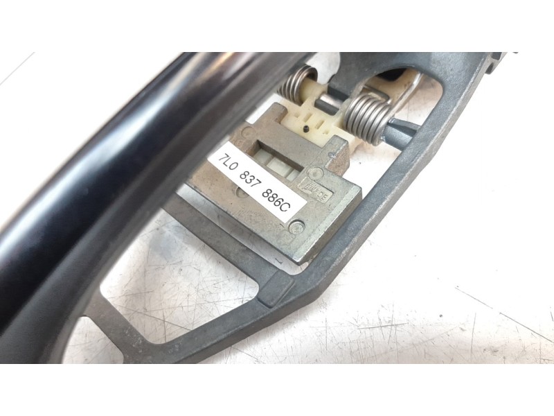 Recambio de maneta exterior delantera derecha para porsche cayenne (typ 9pa) turbo s referencia OEM IAM 7L0837886C  