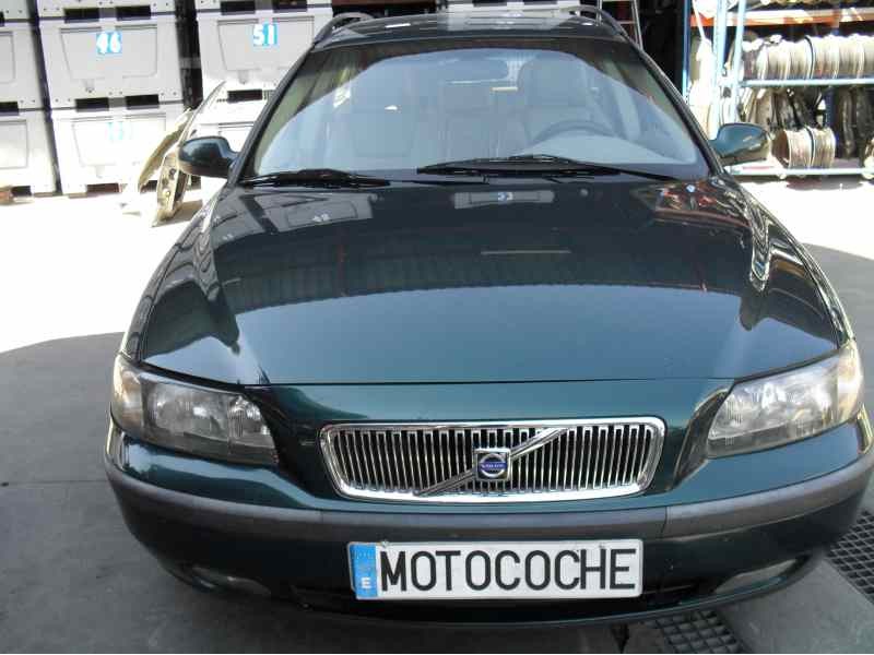 volvo v70 familiar del año 2001