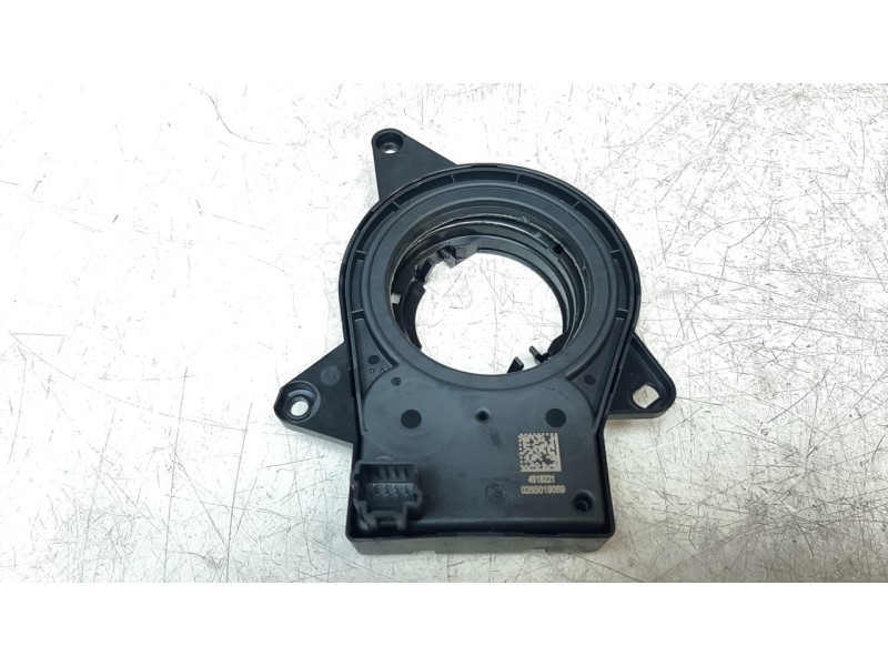 Recambio de sensor angulo de giro para renault captur zen referencia OEM IAM 479457095R  