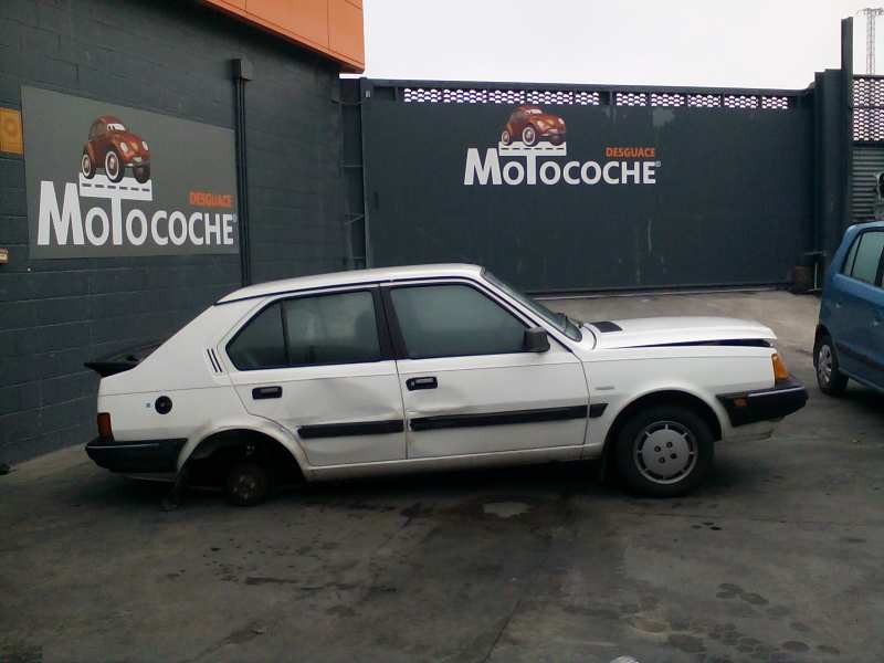 volvo serie 340 del año 1990