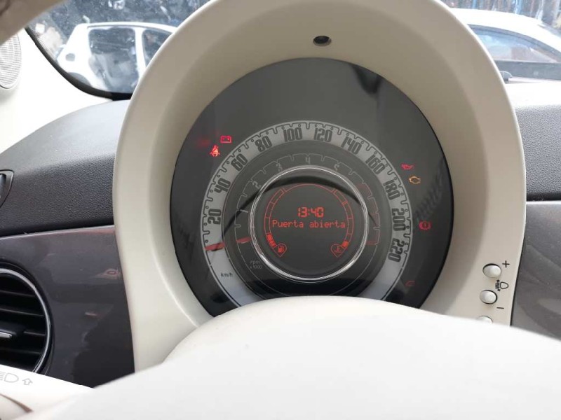 fiat nuova 500 (150) del año 2013