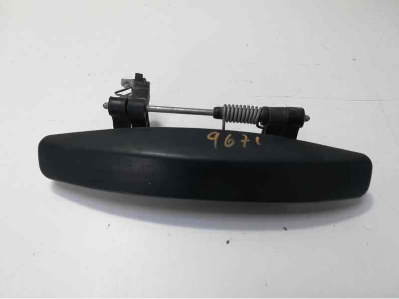Recambio de maneta exterior delantera derecha para dacia dokker ambiance referencia OEM IAM 806068777R  