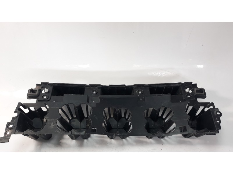 Recambio de refuerzo paragolpes trasero para ford ka+ 1.2 ti-vct cat (3 cil.) referencia OEM IAM 1895208  