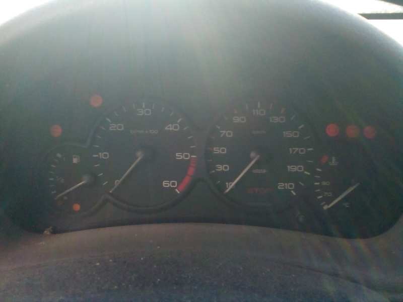 peugeot 206 berlina del año 1998