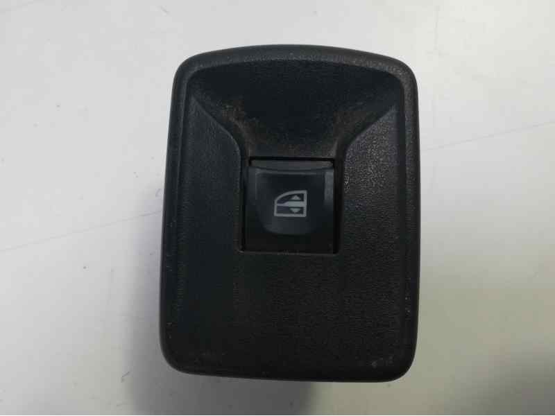 Recambio de mando elevalunas delantero derecho para dacia dokker ambiance referencia OEM IAM   