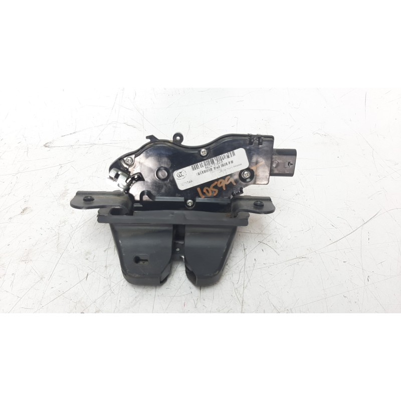 Recambio de cerradura maletero / porton para jeep compass ii 2.0 m-jet cat referencia OEM IAM 68247936AE  