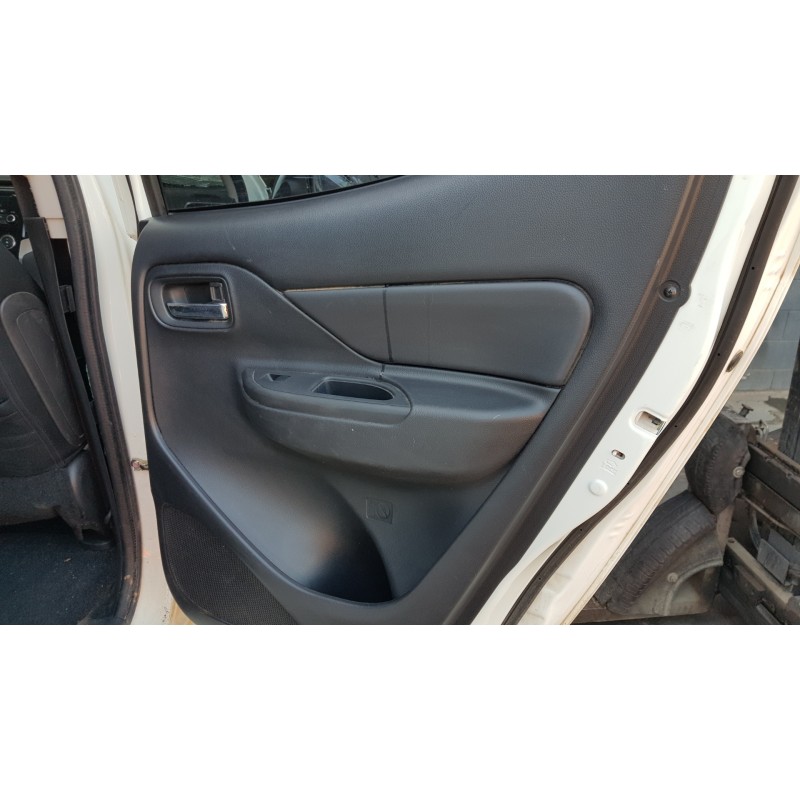 Recambio de elevalunas trasero derecho para mitsubishi l 200 (kl0/kj0) 2.2 di-d cat referencia OEM IAM 5713A473  