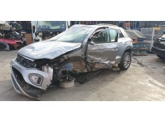 volkswagen t-roc del año 2022 2