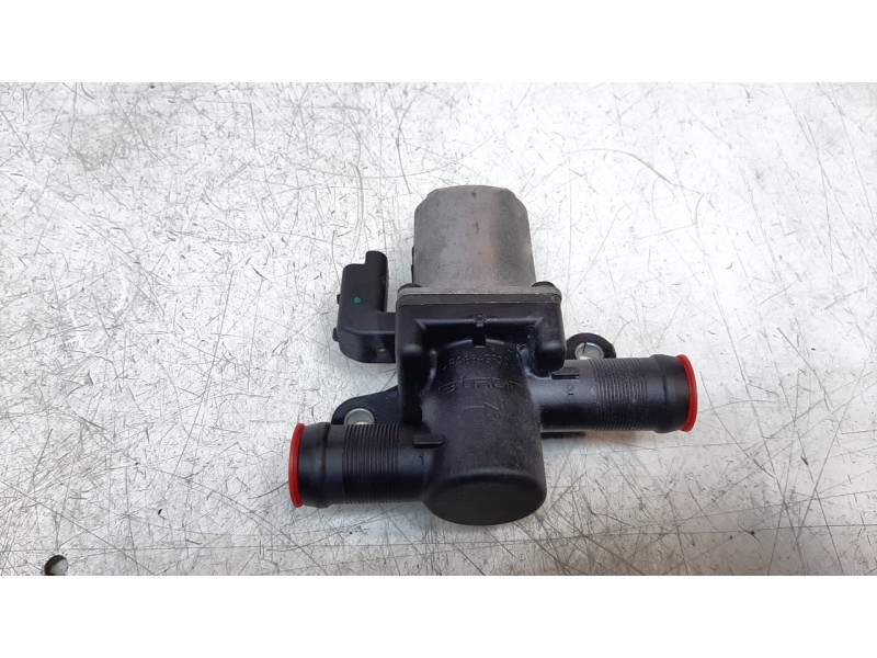 Recambio de bomba agua para renault express advance referencia OEM IAM 212309316R  