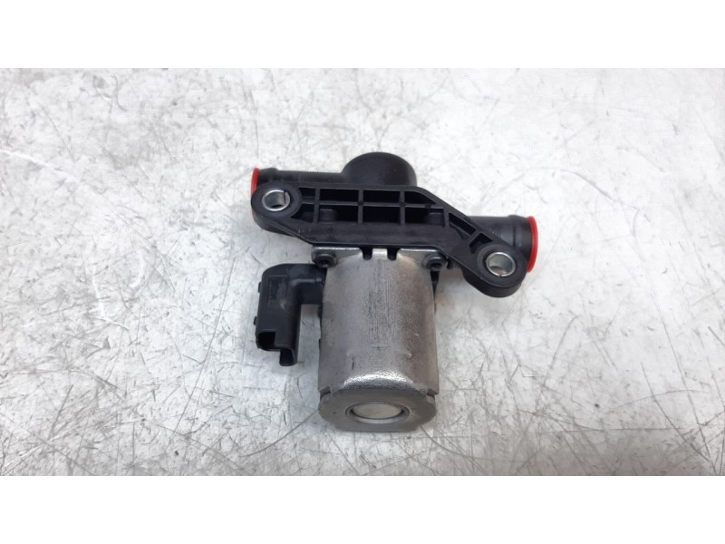 Recambio de bomba agua para renault express advance referencia OEM IAM 212309316R  