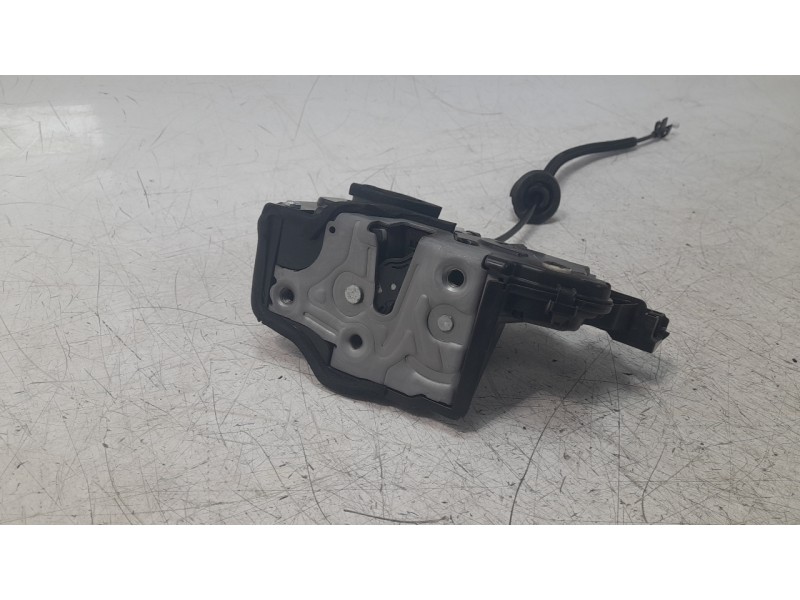 Recambio de cerradura puerta trasera izquierda para seat ibiza (kj1) 1.0 tsi referencia OEM IAM 10A839015B  