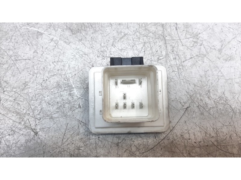 Recambio de caja precalentamiento para renault express advance referencia OEM IAM 110679886R  