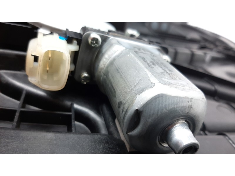 Recambio de elevalunas delantero izquierdo para kia soul ( ) 1.6 gdi cat referencia OEM IAM 82470B2000  