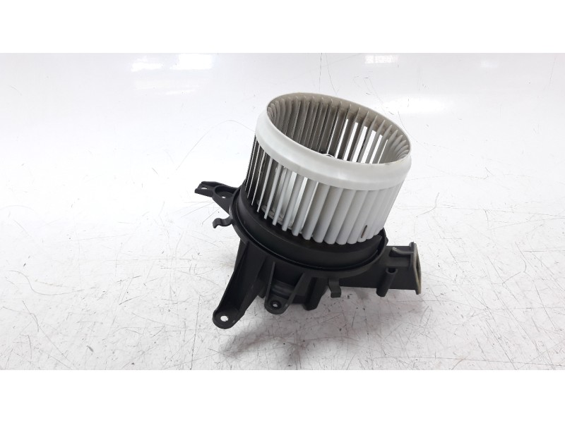 Recambio de ventilador calefaccion para fiat 500 x (334) 1.6 16v cat referencia OEM IAM 77367171  