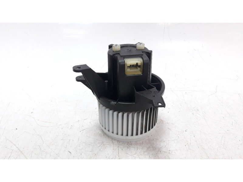 Recambio de ventilador calefaccion para fiat 500 x (334) 1.6 16v cat referencia OEM IAM 77367171  