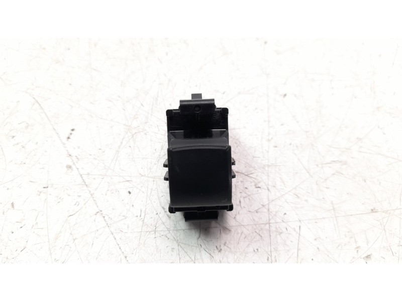 Recambio de mando elevalunas delantero derecho para mitsubishi l 200 (kl0/kj0) 2.2 di-d cat referencia OEM IAM 8608A320  