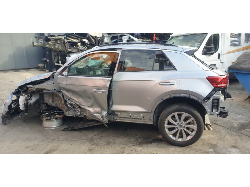 volkswagen t-roc del año 2022