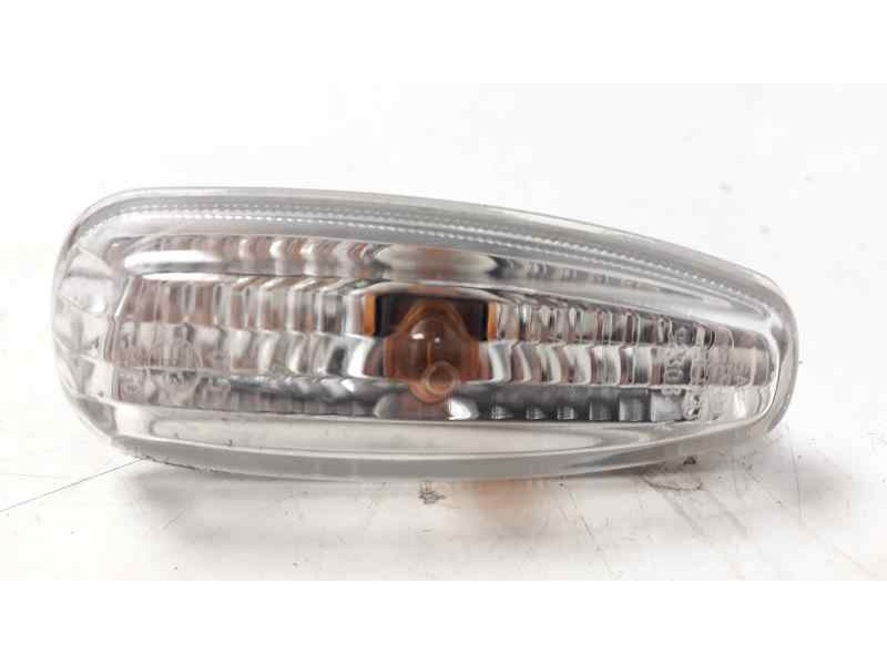 Recambio de piloto lateral derecho para kia rio (yb) 1.2 cat referencia OEM IAM 923031W  