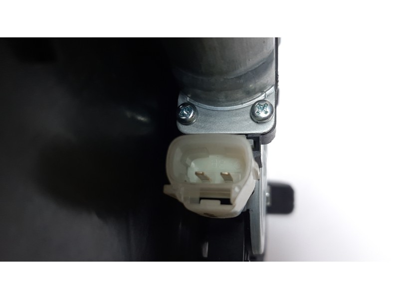 Recambio de elevalunas trasero izquierdo para kia soul ( ) 1.6 gdi cat referencia OEM IAM 83470B2010  