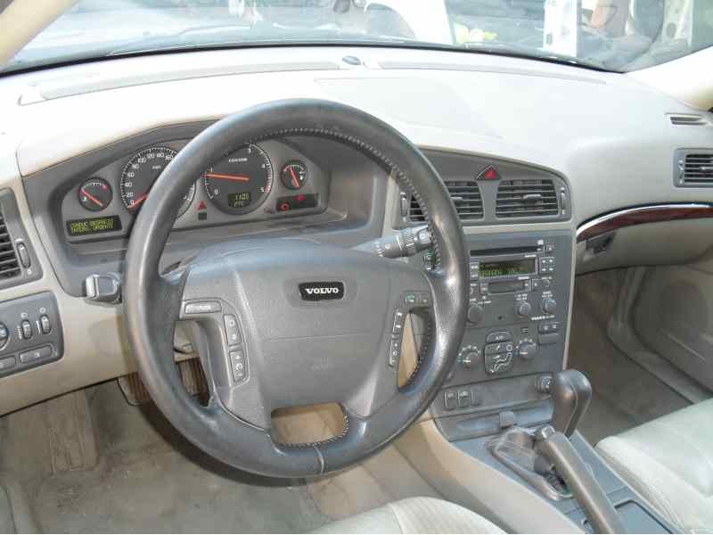 volvo v70 familiar del año 2001