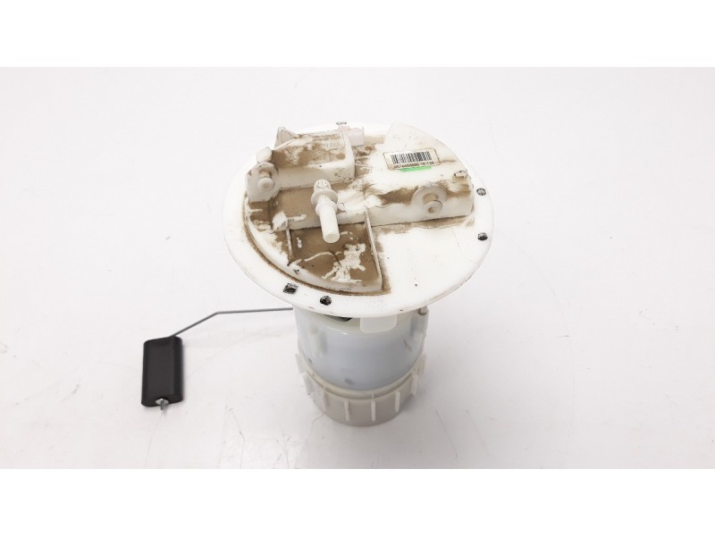 Recambio de bomba combustible para peugeot 208 1.2 12v vti referencia OEM IAM 9674466680  