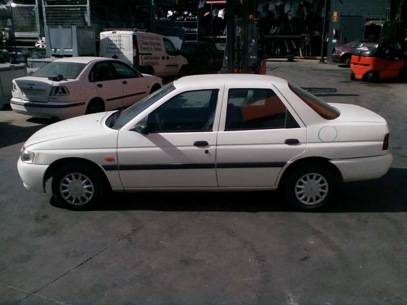 ford escort berl./turnier del año 1995
