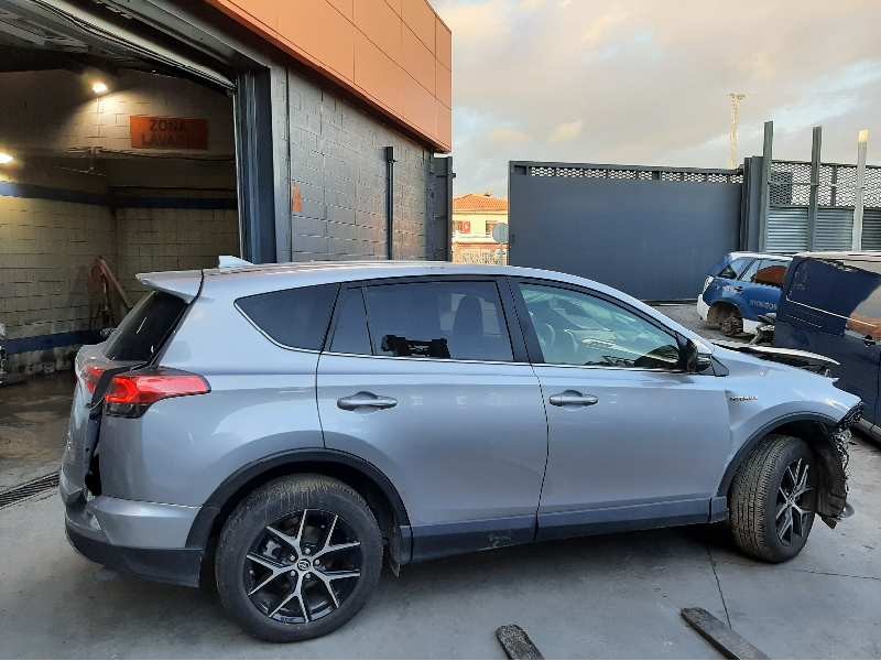 toyota rav 4 del año 2018