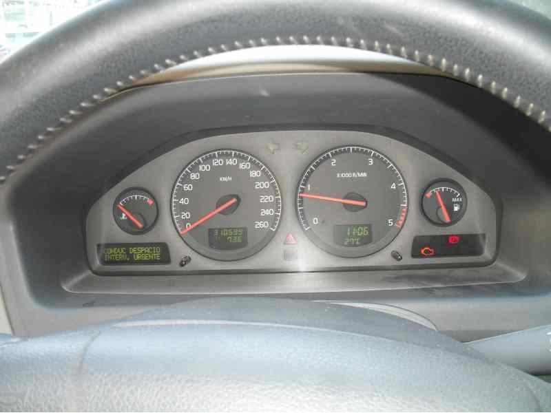 volvo v70 familiar del año 2001