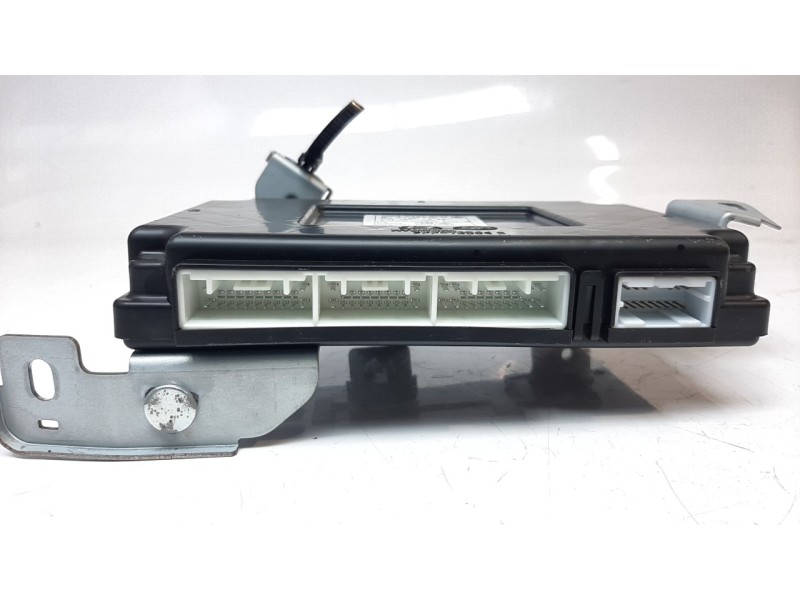 Recambio de modulo electronico para hyundai kona 1.0 tgdi cat referencia OEM IAM 95400J9510  