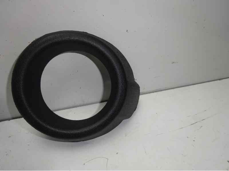 Recambio de molduras delanteras para ford fiesta (cb1) referencia OEM IAM 1531739 107104416 FD3441247