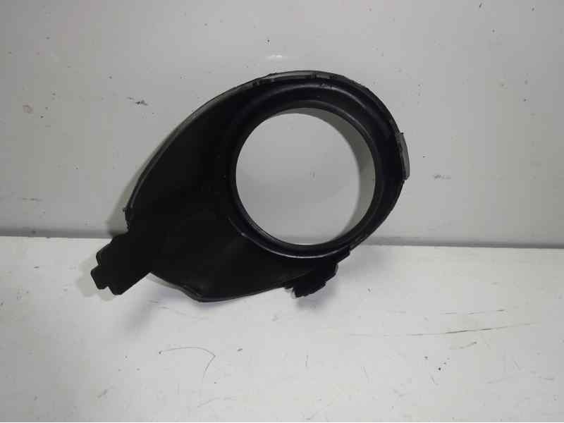 Recambio de molduras delanteras para ford fiesta (cb1) referencia OEM IAM 1531739 107104416 FD3441247