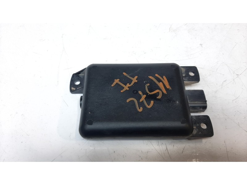Recambio de modulo electronico para hyundai kona 1.0 tgdi cat referencia OEM IAM 95811J9000  