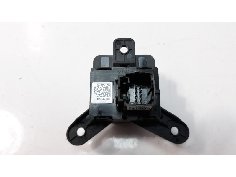 Recambio de palanca freno para jeep compass ii 2.0 m-jet cat referencia OEM IAM 735632247  