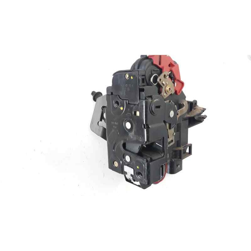 Recambio de cerradura puerta trasera derecha para audi a4 berlina (8e) 2.5 tdi quattro (132kw) referencia OEM IAM 4B0839016B  