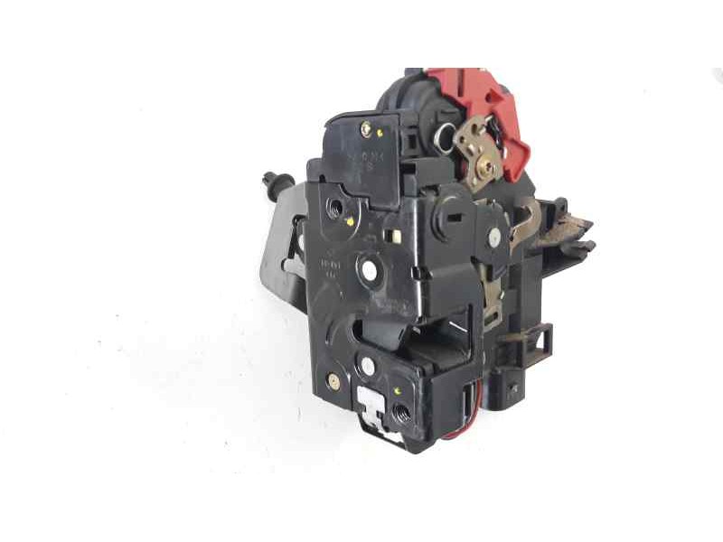 Recambio de cerradura puerta trasera derecha para audi a4 berlina (8e) 2.5 tdi quattro (132kw) referencia OEM IAM 4B0839016B  