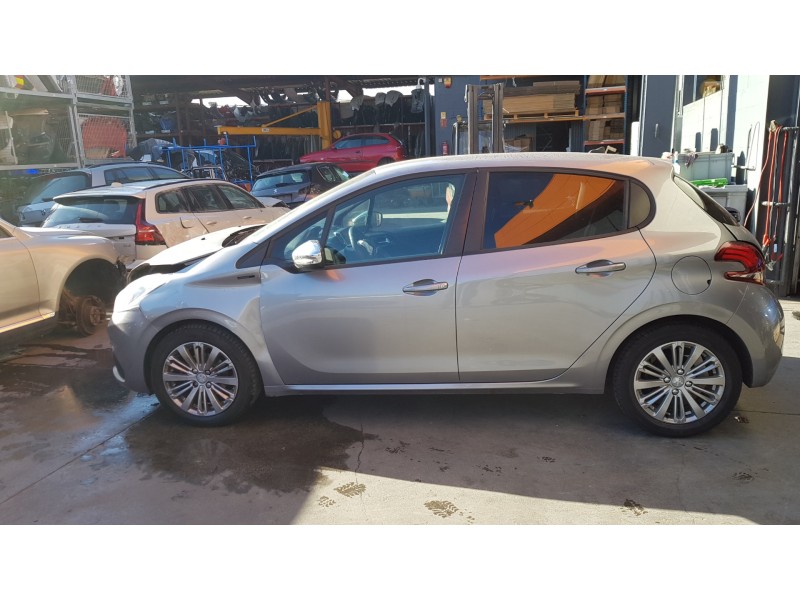 peugeot 208 del año 2019