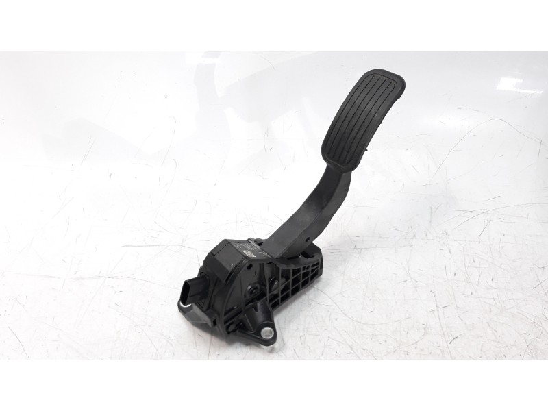 Recambio de potenciometro pedal para toyota corolla (e21) referencia OEM IAM 7811002211  