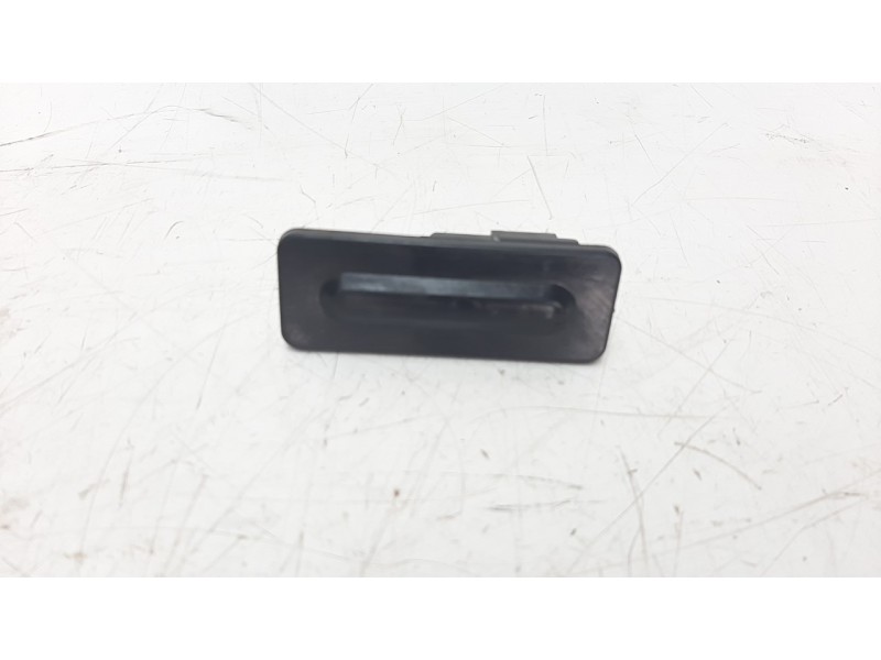 Recambio de maneta exterior porton para opel grandland x 1.2 referencia OEM IAM 95835T02  