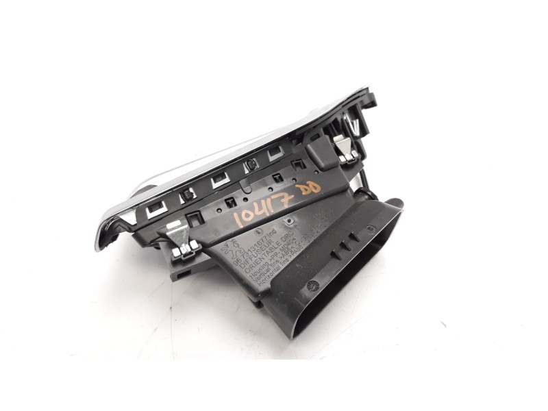 Recambio de rejilla aireadora para peugeot 208 1.2 12v vti referencia OEM IAM 9673131677  