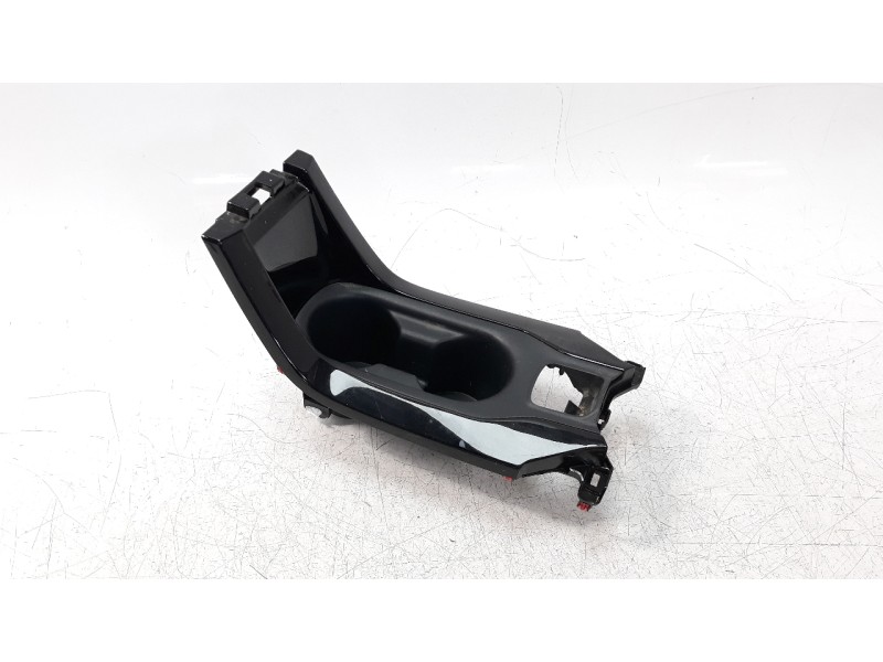 Recambio de moldura para toyota corolla (e21) referencia OEM IAM 5880302410 5562002350 