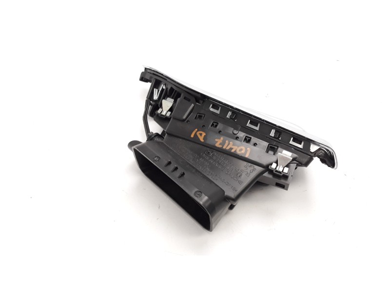 Recambio de rejilla aireadora para peugeot 208 1.2 12v vti referencia OEM IAM 9633131777  