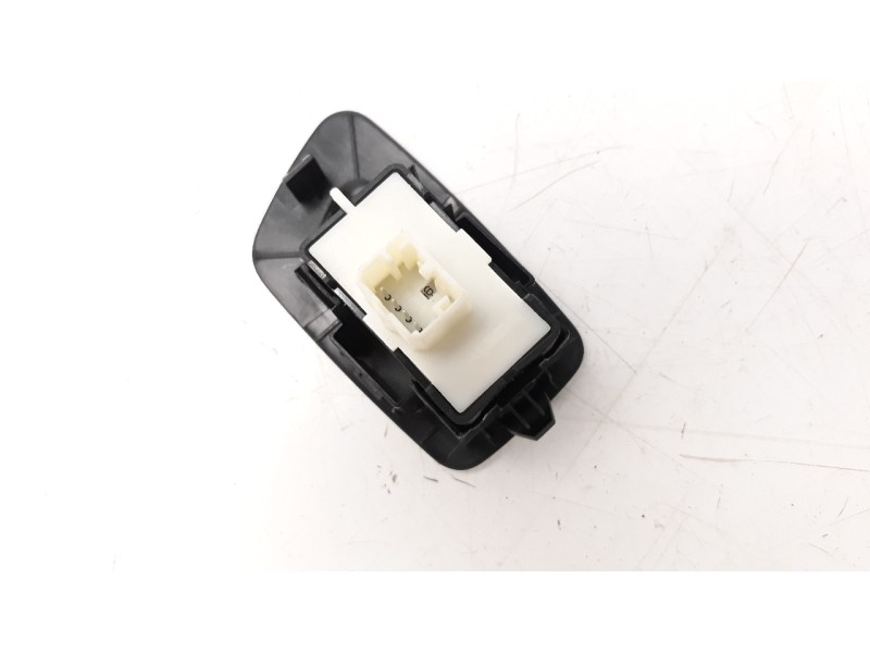 Recambio de mando elevalunas trasero izquierdo para jeep compass ii 2.0 m-jet cat referencia OEM IAM 6BZ29LXHAA  