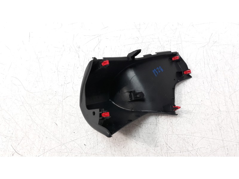 Recambio de moldura para toyota corolla (e21) referencia OEM IAM 5540302660  