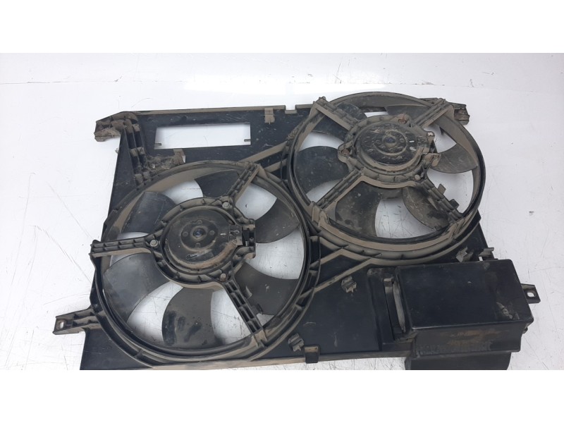 Recambio de electroventilador para land rover freelander (ln) 2.0 td4 cat referencia OEM IAM 8240300  