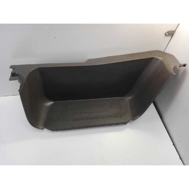Recambio de estribos laterales para volkswagen crafter kasten (sy) furgón 35 bl ta fwd referencia OEM IAM 7C0863736D  