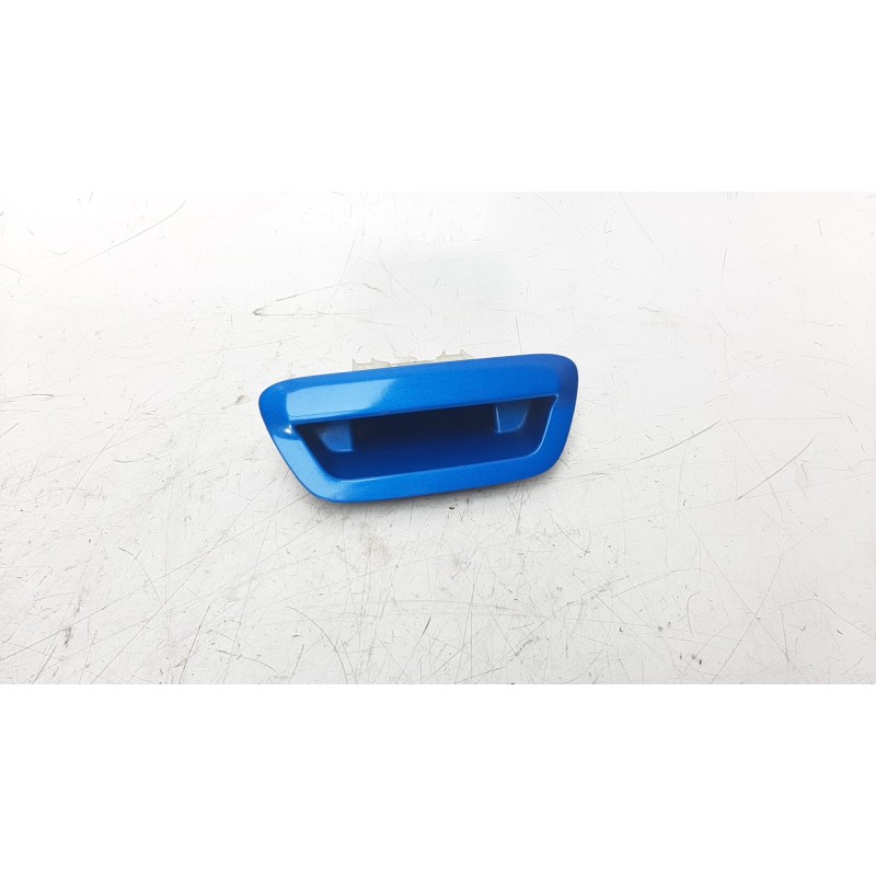 Recambio de maneta exterior porton para jeep compass ii 2.0 m-jet cat referencia OEM IAM 68160779AB  
